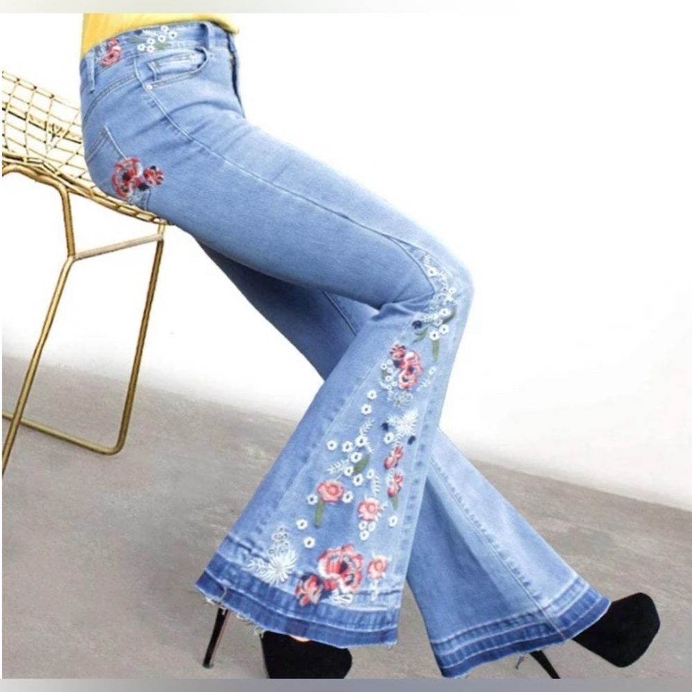 Test Chic Floral Embroidered High-Rise Bell Bottom Flare Denim Jeans 6 Driftwood